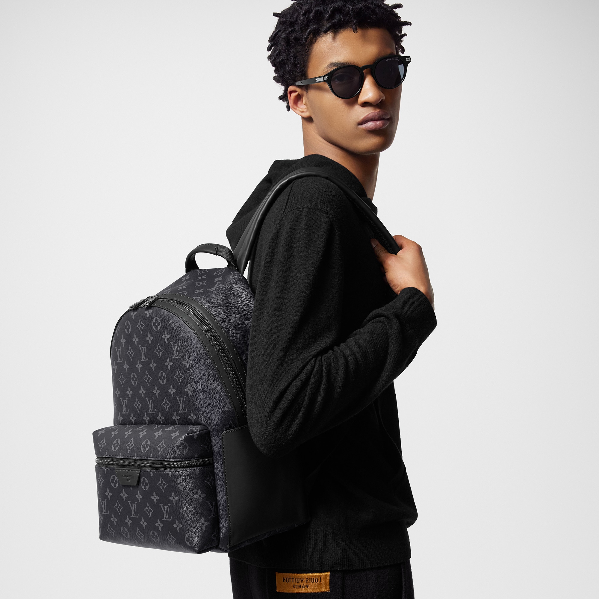 Discovery backpack 2025 pm louis vuitton